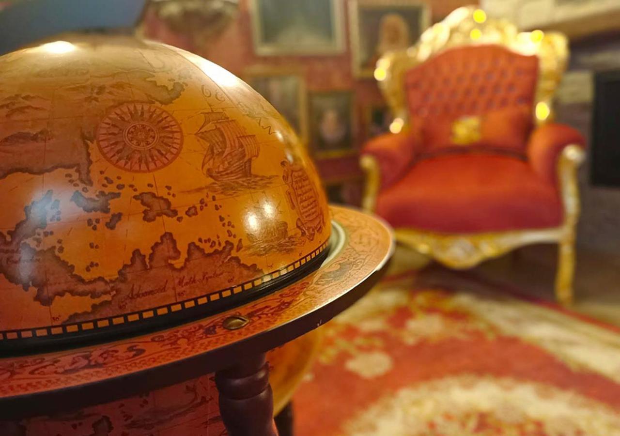 Apartamento Tematico "The Magic" ビエスカス エクステリア 写真